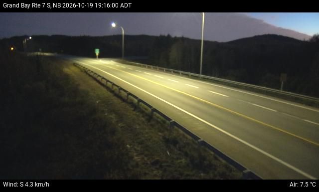 Web Cam image of Grand Bay-Westfield (NB Highway 7)
